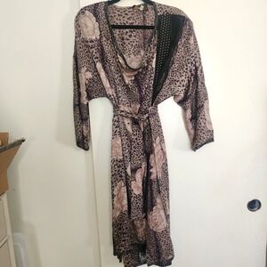 KOOS Van Den Akker Wrap Dress Womens 6 Purple Floral Leopard Lace Excellent Art